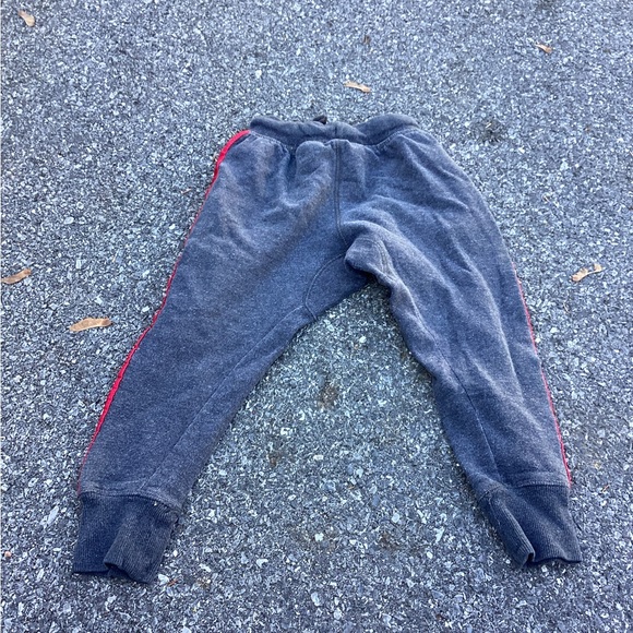 Puma size 5 boys sweatpants - Picture 3 of 4